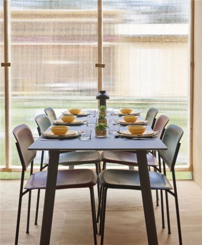 HAY Soft Edge 10 Chair w. Standard Gliders SH: 47,5 cm - Smoked Oak/Black Powder Coated Steel