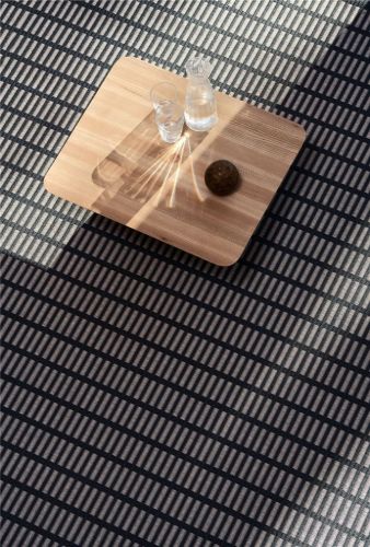 Woodnotes New York Carpet Sewn Edges 80x200 cm - Black/Stone