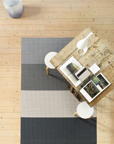 Woodnotes Fourways Carpet Sewn Edges 170x240 cm - Graphite/Stone