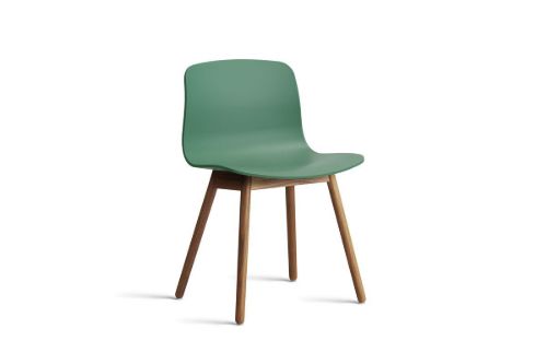 HAY AAC 12 About A Chair SH: 46 - Lacquered Solid Walnut/Teal Green