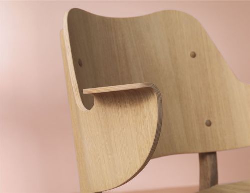 Warm Nordic Gesture Chair SH: 46 cm - Oak/Black Leather