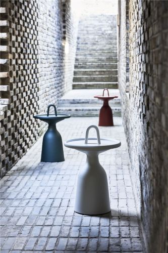 Mindo 104 Side Table w. Handle  Ø: 40 cm - Dark Grey