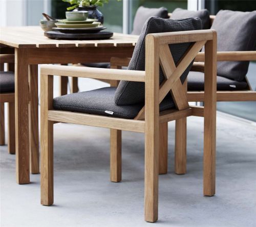 Cane-line Outdoor Grace Stol inkl. Hyndesæt SH: 45 cm - Teak/Dark Grey