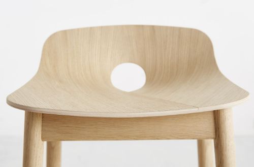 Woud Mono Bar Stool SH: 75 cm  - Hvidpigmenteret Eg