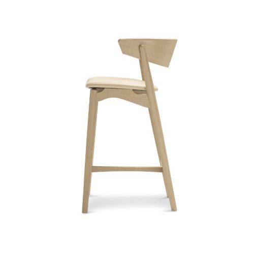 Sibast Furniture No 7 Bar Stool SH: 65 cm - Soap Oak / Spectrum Honey Leather