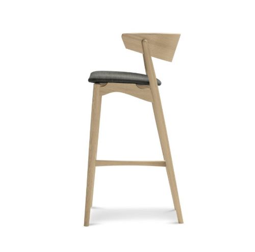 Sibast Furniture No 7 Bar Stool SH: 75 cm - Soap Oak / Remix 133 Dark Grey