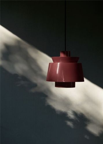&Tradition JU1 Utzon Pendant Ø: 22 cm - Dark Burgundy