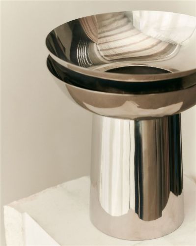 Louise Roe Fountain Vase #02 H: 30 cm - Poleret Rustfrit Stål