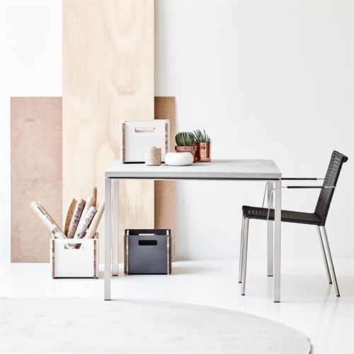 Cane-line Outdoor Straw stol m/armlæn, stabelbar - Anthracite