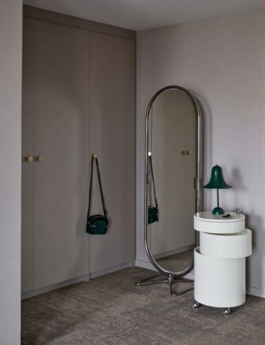 Verpan System 1-2-3 Mirror with Butterfly Base 59x169 cm 