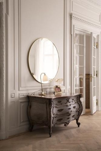 GUBI Wall Mirror Round Ø:110 cm - Polished Brass