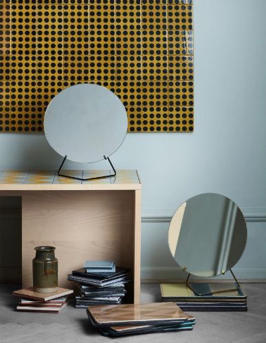 Moebe Standing Mirror Ø: 20 cm - Black