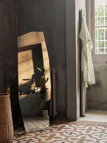 Ferm Living Shard Free Standing Mirror H: 165 cm - Silver