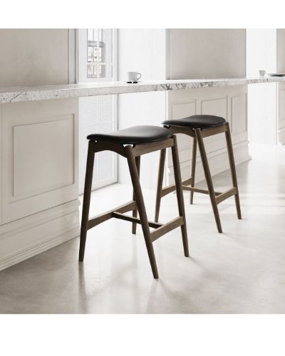 Sibast Furniture No 7 Barstol Lav H: 65 cm - Eg Mørk Olie/Cognac Læder 