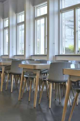 Andersen Furniture TAC spisebordsstol Glasfiber Stone