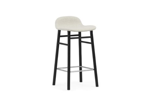 Normann Copenhagen Form Barstol SH: 65cm - Upminster Sand/Sort Eg