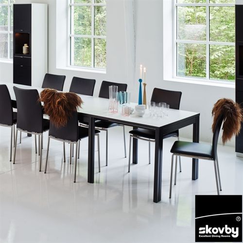 Skovby SM24 Spisebord inkl. 3 Tillægsplader 100 x 200 cm - Hvid laminat / Sort Eg