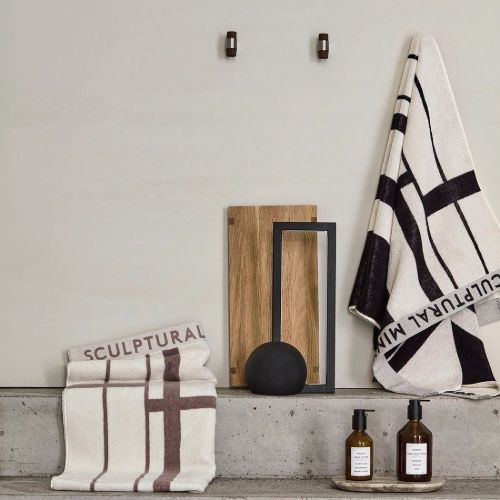 Kristina Dam Studio Minimal Towel Cotton 50x80 cm - Beige/Off-White OUTLET