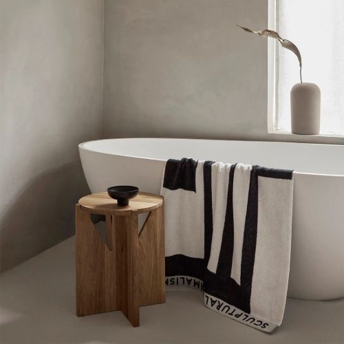 Kristina Dam Studio Minimal Towel Cotton 70x140 cm - Black/Off White OUTLET