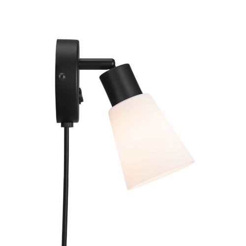 Nordlux Cole Væglampe m. Tilt Ø: 8 cm - Opalglas/Sort OUTLET