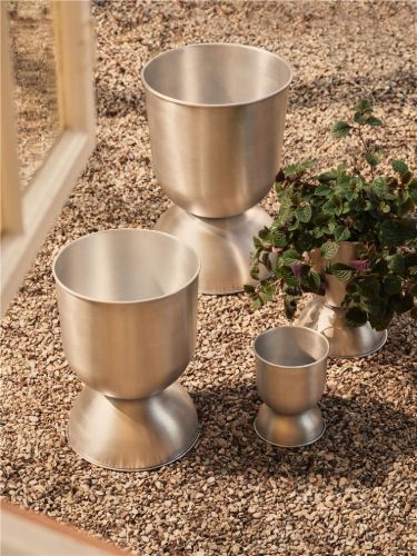 Ferm Living Hourglass Pot Extra Small - Jern/Aluminium