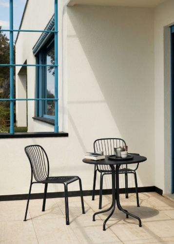 &Tradition Thorvald SC96 Space Copenhagen Cafe Table + SC94 Side Chair Havemøbelsæt - Warm Black