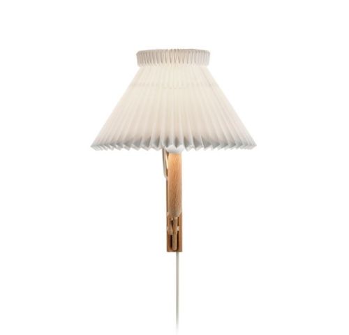 Le Klint 224 1/17 Saxlampe til væg H: 31 cm - Lys eg / Standardskærm