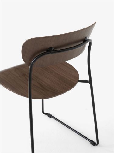 &Tradition Pavilion AV51 Side Chair SH: 46 cm - Lacquered Walnut
