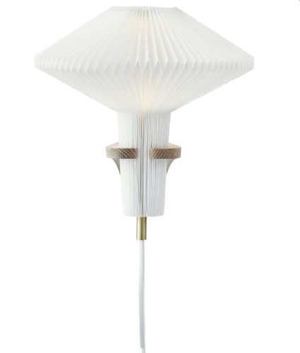 Le Klint 204 Væglampe The Mushroom H: 24 cm - Lys Eg