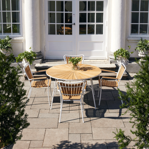 Mandalay Marguerit Havebord Ø: 120 cm - Teak/Hvid