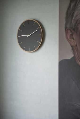 Hemverk Vægur Ø: 28 cm – Nero Oak/Gold