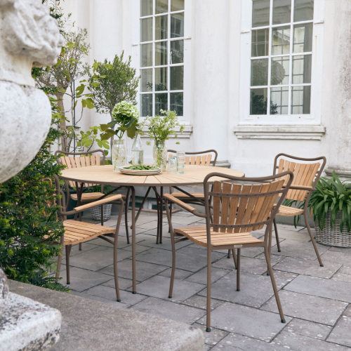 Mandalay Marguerit Havebord Ø: 140 cm - Teak/Mocca