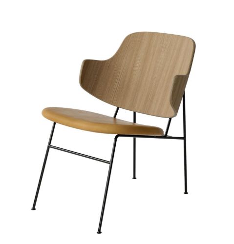 Audo Copenhagen The Penguin Lounge Chair  SH: 42 cm - Natural Oak/Leather Cognac