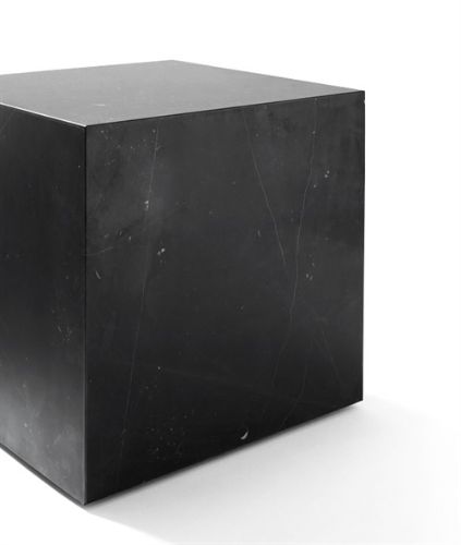 Audo Copenhagen Plinth Cubic H: 40 cm - Black Nero Marquina Marble
