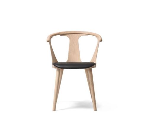 &Tradition SK2 In Between Chair  - Oiled Oak/Black Silk Leather OUTLET