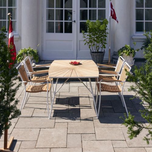 Mandalay Marguerit Havebord L: 144 cm - Teak/Hvid
