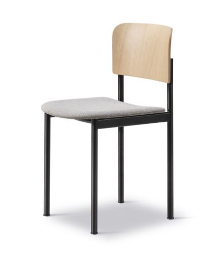 Fredericia Furniture 3413 Plan Sædepolstret Stol SH: 45 cm - Lakeret Eg m. Re-wool 128/Pulverlakeret Stål