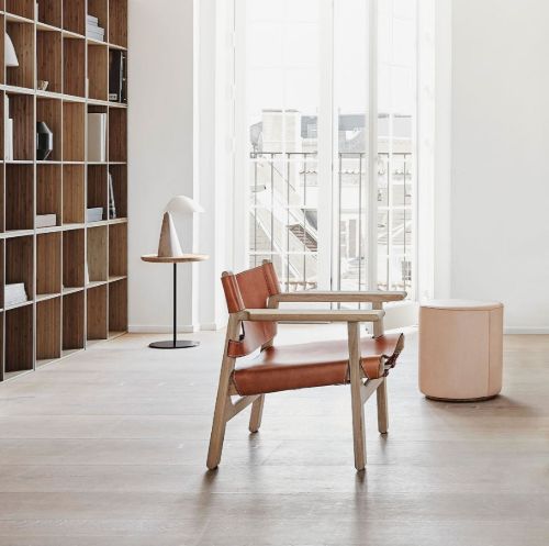 Fredericia Furniture 2226 Den Spanske Stol af Børge Mogensen SH: 33 cm - Natur  Læder/Valnød