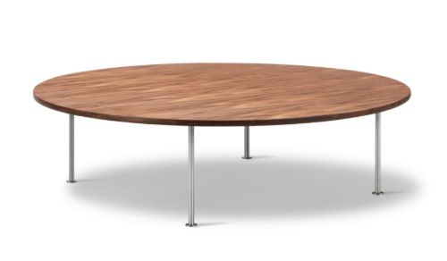 Fredericia Furniture Wegner Ox Table Ø: 150 cm H: 41 cm - Stål/Olieret Valnød