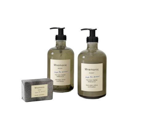 &Tradition Mnemonic MNC1 Hand Soap 375 ml - Into The Moor