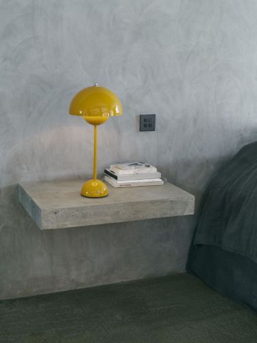 &Tradition Flowerpot VP3 Bordlampe H: 50 cm - Mustard