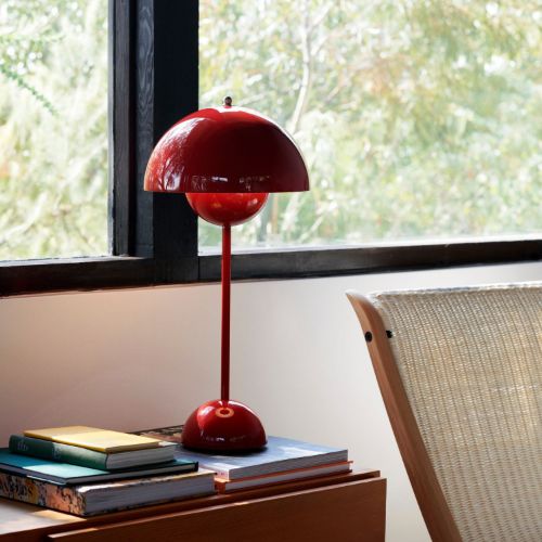 &Tradition Flowerpot VP3 Bordlampe H: 50 cm - Vermilion Red