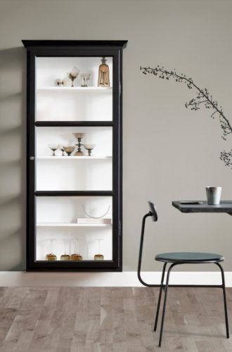 Lindebjerg Design Classic V4 Vitrineskab Venstrehængt Dør 70x170 cm - Black