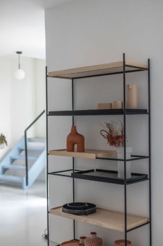 Woud Tray Shelf High H: 201 cm - White Pigmented Oak & Black Painted Oak
