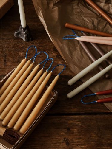 Ferm Living Dipped Candles Set of 8 H: 15 cm - Amber OUTLET