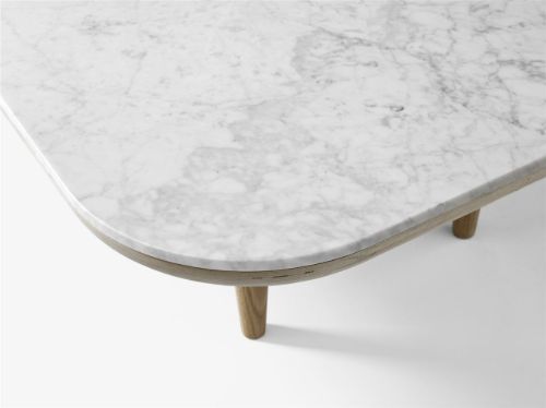 &Tradition Fly SC11 Lounge Table 120x120 cm - White Oiled Oak/Honed Bianco Carrara Marble UDSTILLINGSMODEL  OUTLET