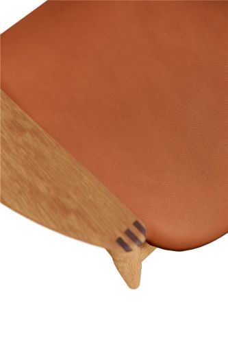 Bent Hansen Asger Loungestol M. Polstring H: 77,5 cm - Olieret Eg/ Zenso2 223 Cognac Læder